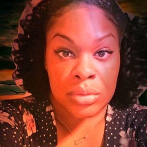 Meet your Posher, Brandie